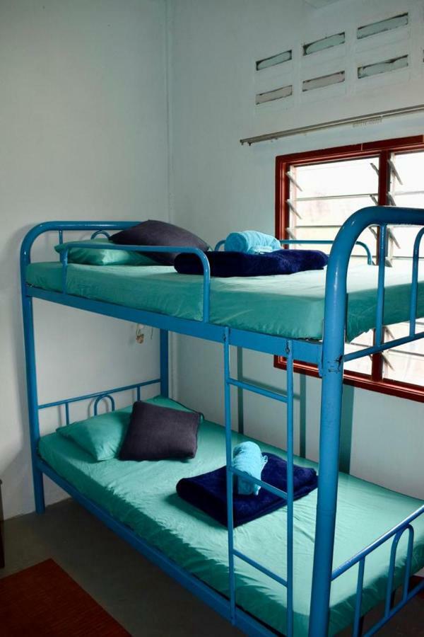 مبيت وإفطار بانتايْ تْشينانغ Indiana Cafe & Dorm المظهر الخارجي الصورة